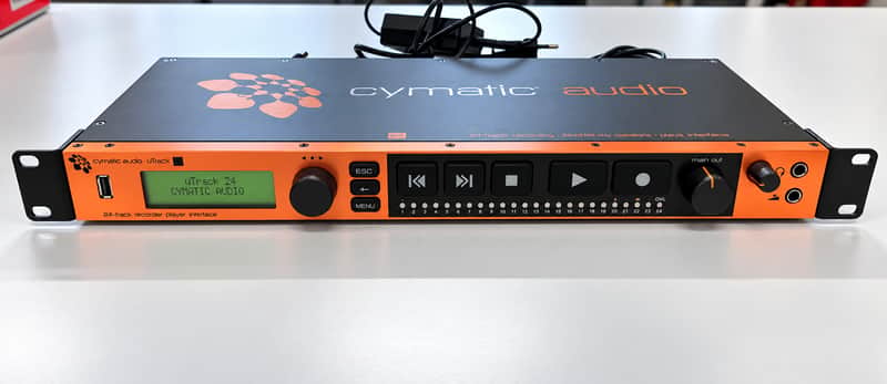 Immagine Cymatic Audio uTrack 24 24-Channel Recorder / USB Audio Interface 2010s - Orange - 1