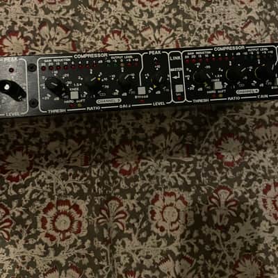 Drawmer DL441 Quad Auto Compressor Limiter 2010s - Black image 4