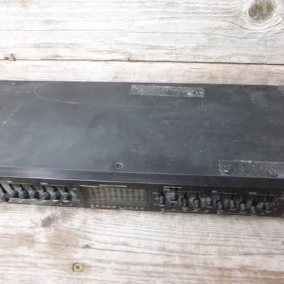 AudioSource Model eq8 series II graphic eq and spectrum analyzer image 3