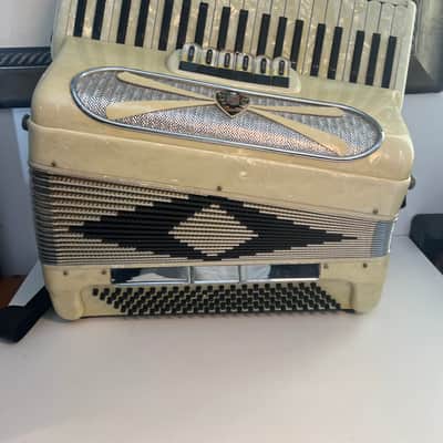 Contello Accordion 60’s in Pearl with Case Made In Italy image 2