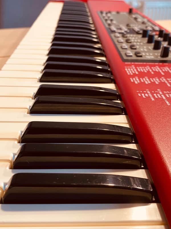 Nord Electro 3 73 hammer action with Thon hard flight case image 1