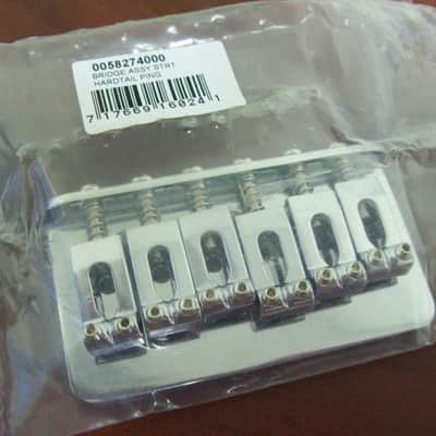 Genuine Fender Hardtail Bridge For Import Strat, 005-8274-000