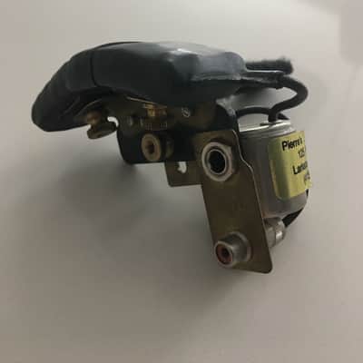 Pierre Josephs String Charger image 1