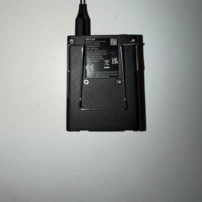 Sennheiser EW-D SK (Q1-6) 470.2-526MHz Wireless Bodypack Transmitter image 3