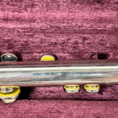 Armstrong 104 Student Model Closed-Hole Flute with C Foot, Offset G 2010s - Silver-Plated image 7