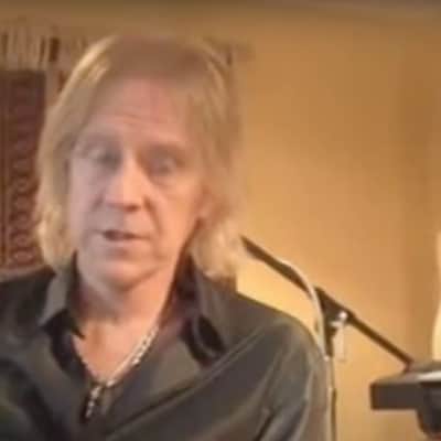 Fender Tom Hamilton's Aerosmith, Mustang Electric Guitar (#27) - Blonde image 4