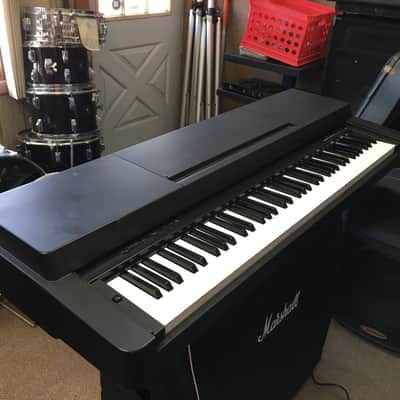 Yamaha Clavinova CLP-250 Electric Piano | Reverb