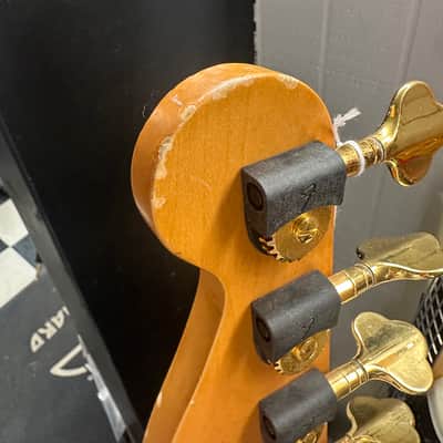 Fender American Deluxe Zone Bass 2001 - 2006 - Amber image 21