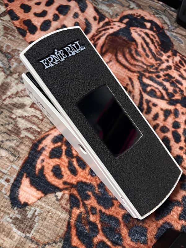 Ernie Ball VPJR Tuner