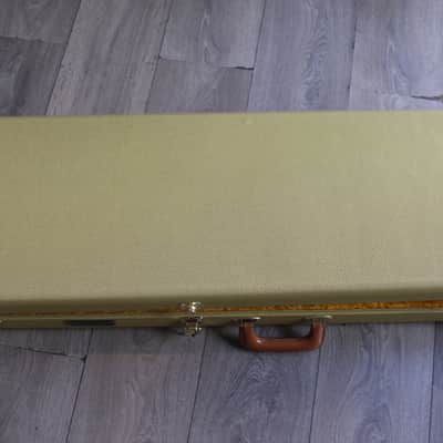 GVT "Double Cut Custom Special 1956 Gold Glitter Sparkle (Nitro Finish, Maple Neck)" HARDCASE,3, 41 KG image 24