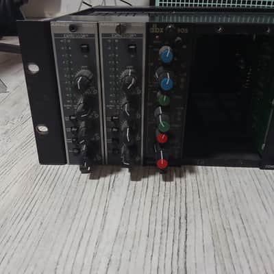 dbx 900 series Rack with 5 modules 1980s - black image 4