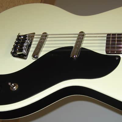 Danelectro 12SDCVWH Solidbody Electric 12-String Guitar  2024 - Vintage White image 3