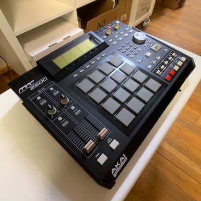 Akai MPC2500 Music Production Center image 2