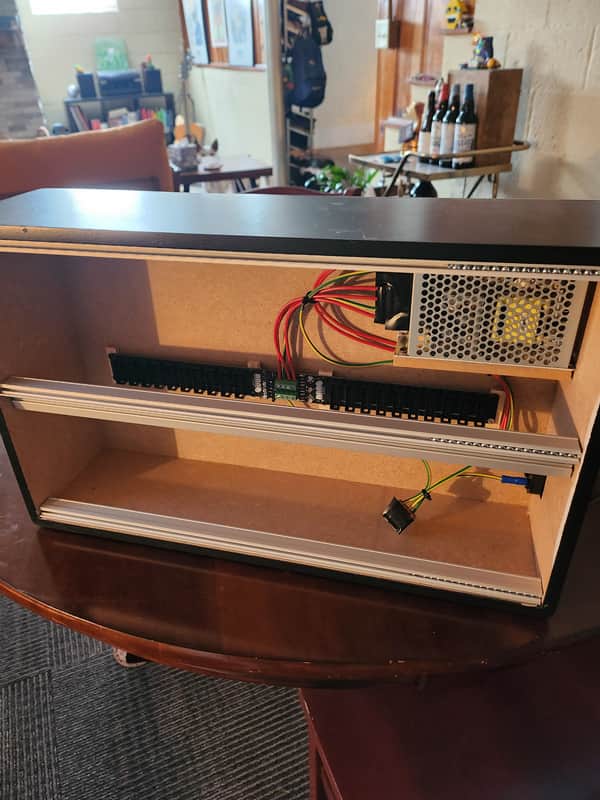 Powered Eurorack Case 88hp 6u 2023 - Black image 1