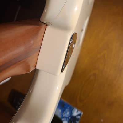 Fender Classic Series '70s Stratocaster *Upgraded* image 7