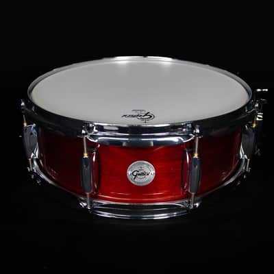 Gretsch 14" x 5" Full Range Mahogany/Maple Snare Drum, Gloss image 2