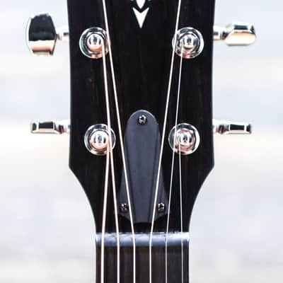 Taylor Builder's Edition 517e WHB Wild Honey Burst Acoustic Electric Guitar w/Case image 5