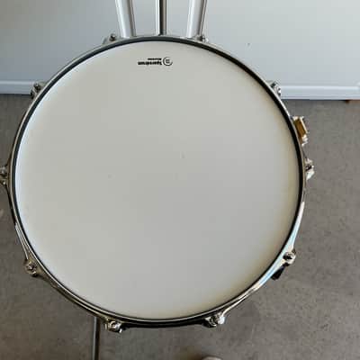 Scott’s custom drums Modern vintage Ludwig 6 ply maple shell 5 3/4” x 14” snare drum - Honey amber lacquer image 7