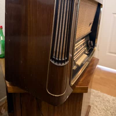 Telefunken Opus 7 1956-1957 - dark walnut veneer image 4