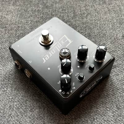 Spaceman | Explorer Deluxe Phaser | Mint image 4