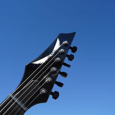 Dean USA Vengeance V Silverburst 6-String Electric Guitar w/ Hard Case (2024) image 3