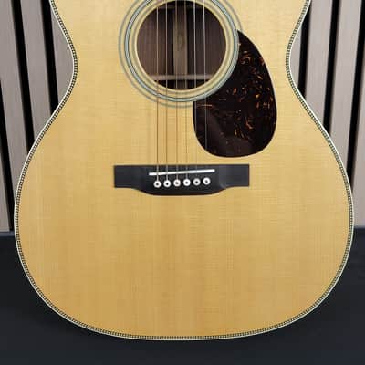 Martin Standard Series OM-28 2018 - 2024 - Natural image 2