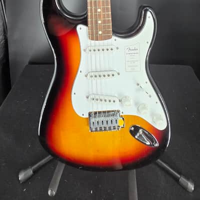 Fender Standard Stratocaster®, Laurel Fingerboard, White Pickguard, image 2