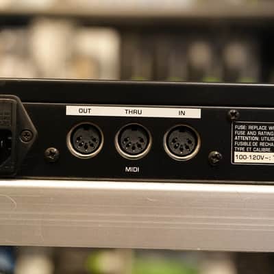 Behringer Virtualizer Pro DSP1024P Digital Effects Processor - Used image 6