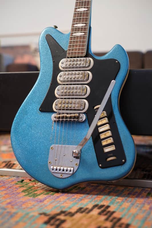 Welson Kinton 4V 1960 - Blue Sparkle