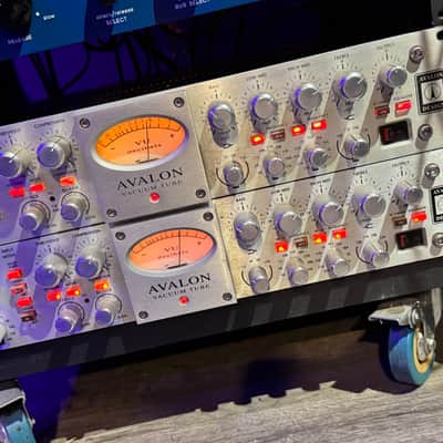 Avalon VT-737sp Tube Channel Strip 2010s - Silver image 2
