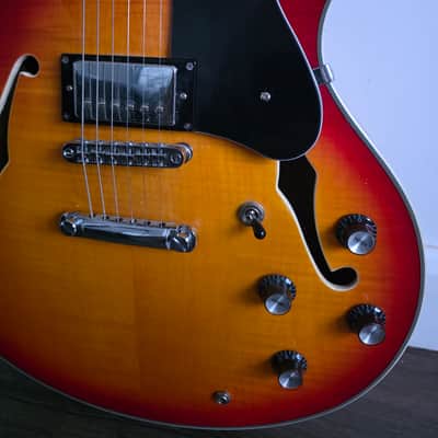 Sire Larry Carlton H7 2022 Semi-Hollow Electric Guitar – Cherry Sunburst – Excellent image 2