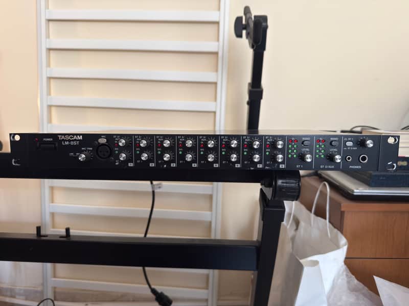 Tascam LM-8ST – Line Mixer stereo rack 1U image 1