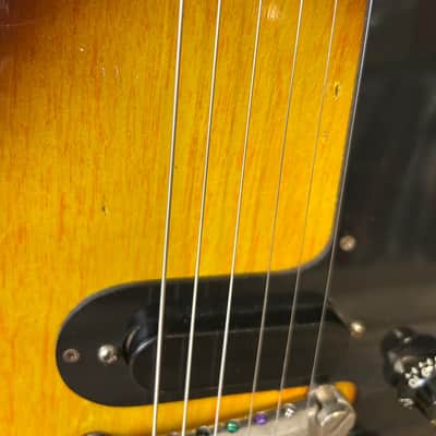 1959 Gibson Melody Maker 3/4 Sunburst W/case image 13