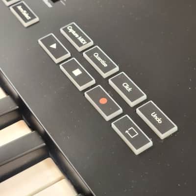 Novation Launchkey 49 MKIII MIDI Keyboard Controller 2020 - Present - Black image 4