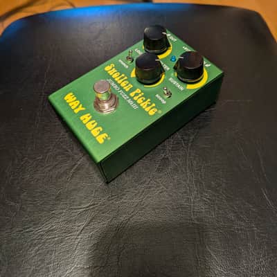 Way Huge WM41 Smalls Swollen Pickle Fuzz MkIII 2020 - Present - Green image 3