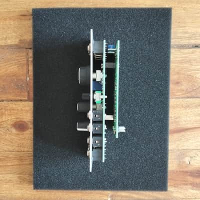 Make Noise STO Module 2008 - White knob image 3