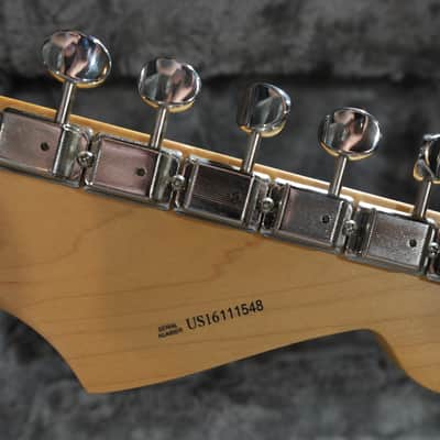 2017 Fender American Professional Left-Handed Stratocaster 3-Color Sunburst Mint imagen 14