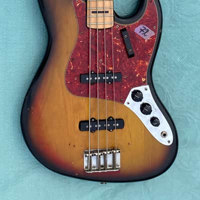 Fender Jazz Bass 1972 - Suburst - Maple Fingerboard with Black Blok image 1