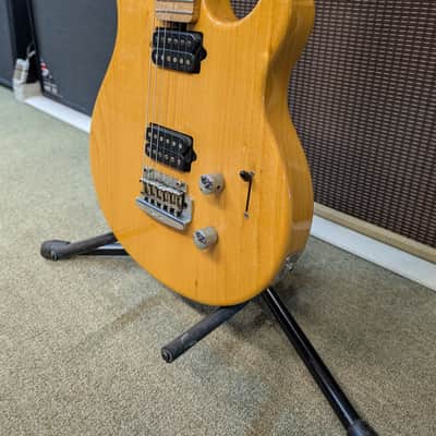 Ernie Ball Music Man Axis Sport 1999 - Translucent Gold image 4