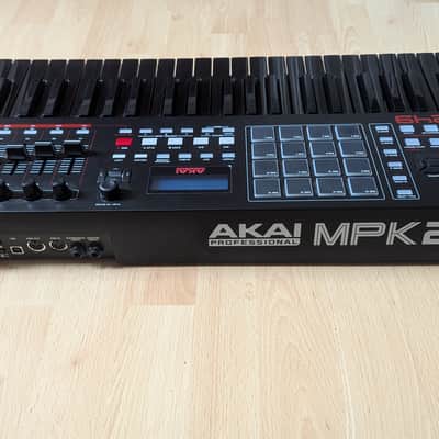 Akai MPK249 2014 - Present - special edition -Black image 2