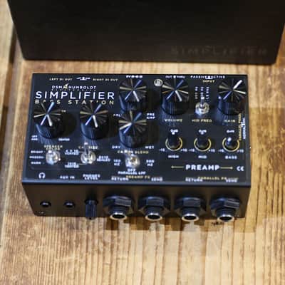 DSM & Humboldt Electronics Simplifier Bass Station Preamp / CabSim / DI 2020 - 2021 - Black image 1