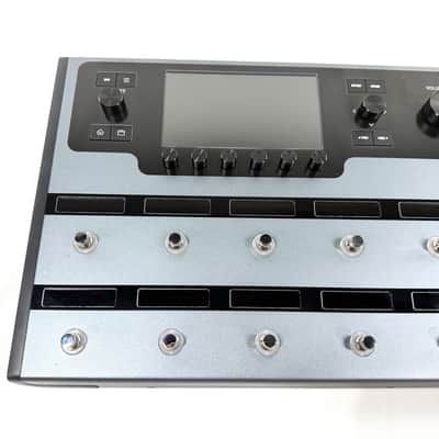Used Line 6 Helix Mult Effects Processor with Helix Backpack image 4