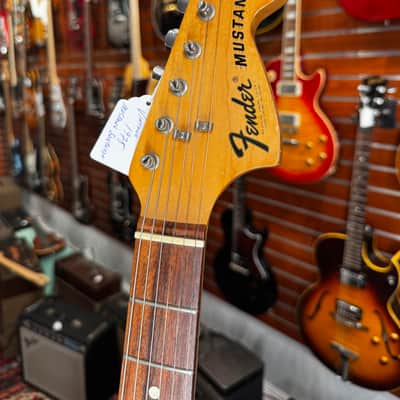 Fender Mustang Guitar with Rosewood Fretboard 1972 - 1978 - Sunburst image 9