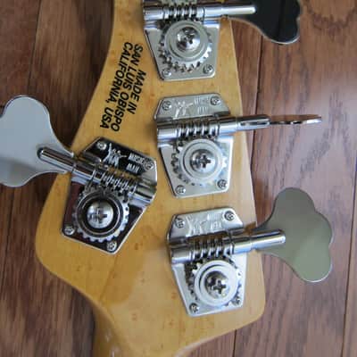 Ernie Ball/Musicman Stingray Classic Active/Passive image 8