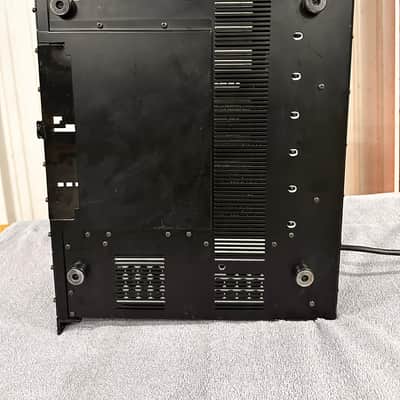Yamaha TX816 5-Module FM Synthesizer image 6