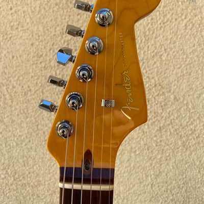 Fender Ultra Stratocaster 2021 - Ultraburst image 10