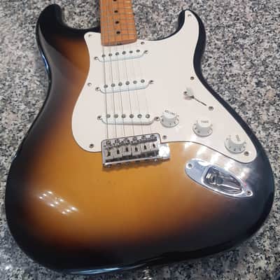Fender Custom Shop '56 Stratocaster2005 great 2 tone sunburst nitro maple fingerboard image 13