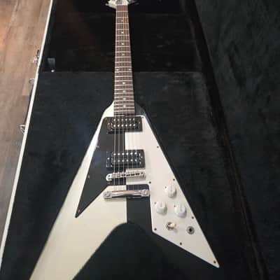 Gibson Custom Shop Michael Schenker 1971 Flying V Collector's Edition image 3