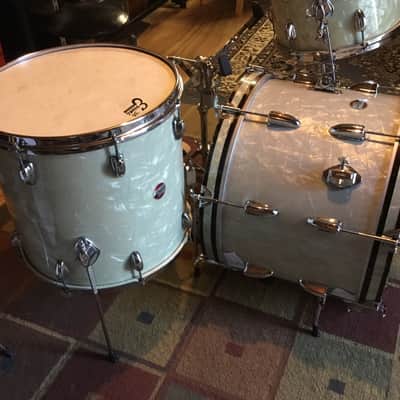 Tempro 3pc Drum Set 1960's White Marine Pearl image 7