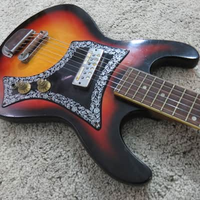 Vintage 1960s Teisco Audition Sunburst Guitar 1 Pick Up Gold Foil Small Body image 3